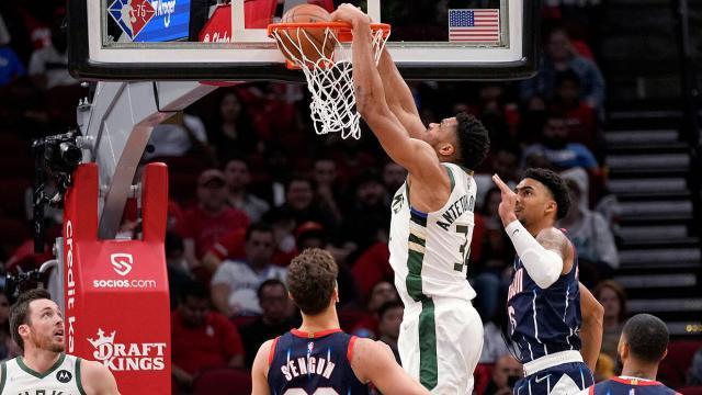 开云体育下载-连胜被终结却诠释虽败犹荣 新秀中锋成火箭惊喜